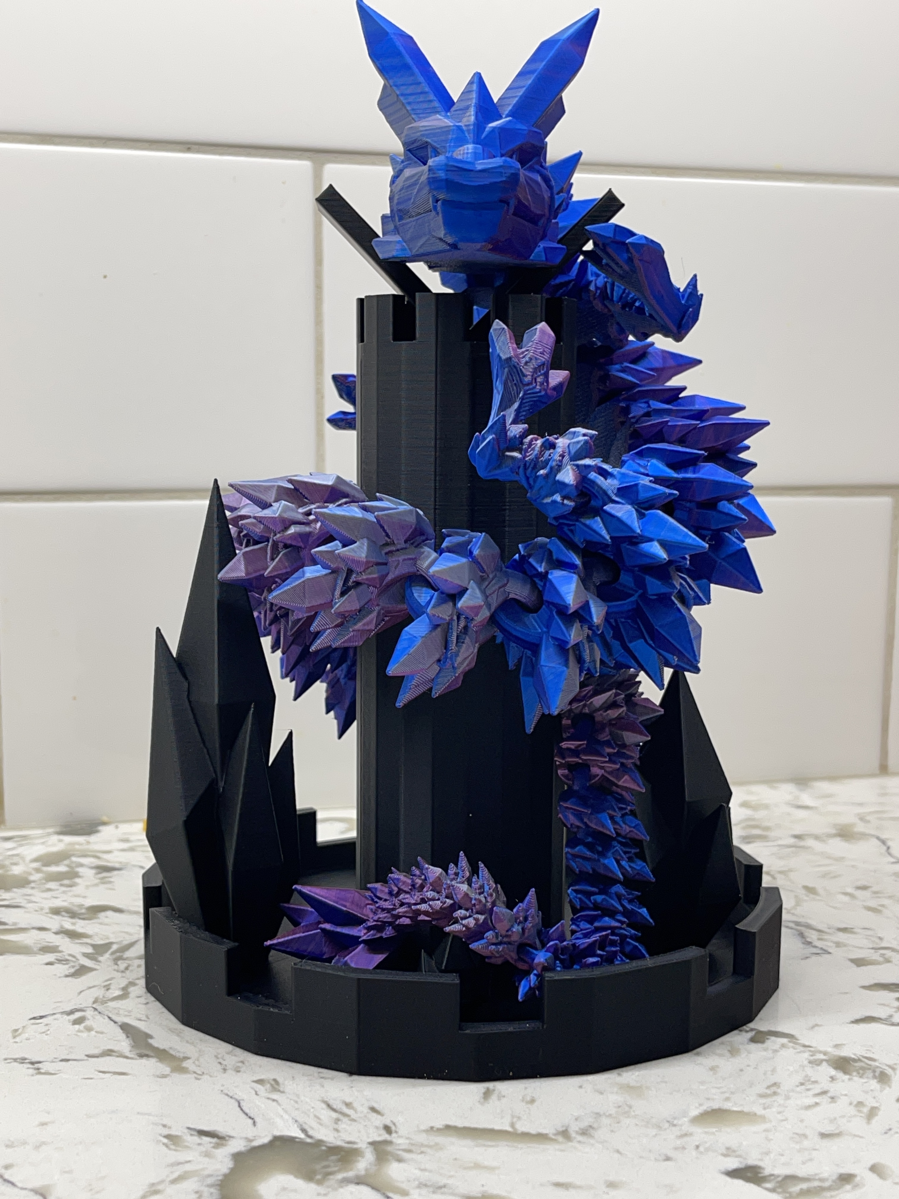 cristal Dragão ficar pé 3D print model - Mito3D
