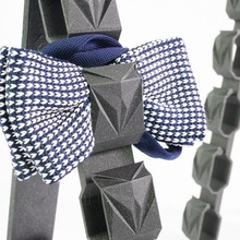 cubistic bow tie holder jewelry bowtie hanger gentleman accenssory low-poly origami triangle 3d print model - Mito3D