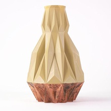 cubista jarrón 01 art triángulo sharp el cubismo casa decoración baja poli 3d print model - Mito3D