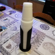 cup dispenser ev desteğini kap goblet cam yeşil destek 3d print model - Mito3D