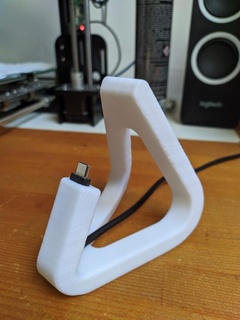 curved phone stand cable management fusion 360 iphone smartphone holder usb type mobile 3d print model - Mito3D