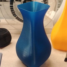 curvysquare home Dekor Blume Vasen Dekoration vase 3d print model - Mito3D