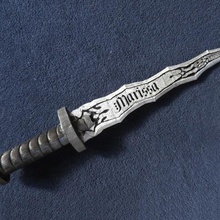 özelleştirilebilir karanlık bir hançer sanat bıçak Noel customizer kolay print emma gift gothic knife magic once personal personalized present replica rumplestiltskin sword time upon tarar kopyaları 3d print model - Mito3D