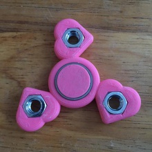 customizable rotated heart pick-a-weight fidget spinner game ball bearing toy openscad valentine valentines day 3d print model - Mito3D