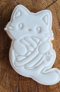 cute cat ball yarn cookie cutter stamper embosser toy animal 3d print model - Mito3D