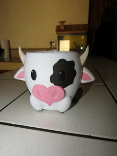 carina mucca vaso fiori 3d print model - Mito3D