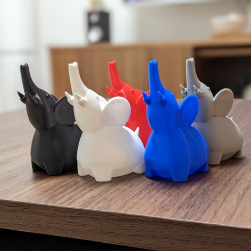 Şirin fil hayvan domuzcuk banka 3D print model - Mito3D