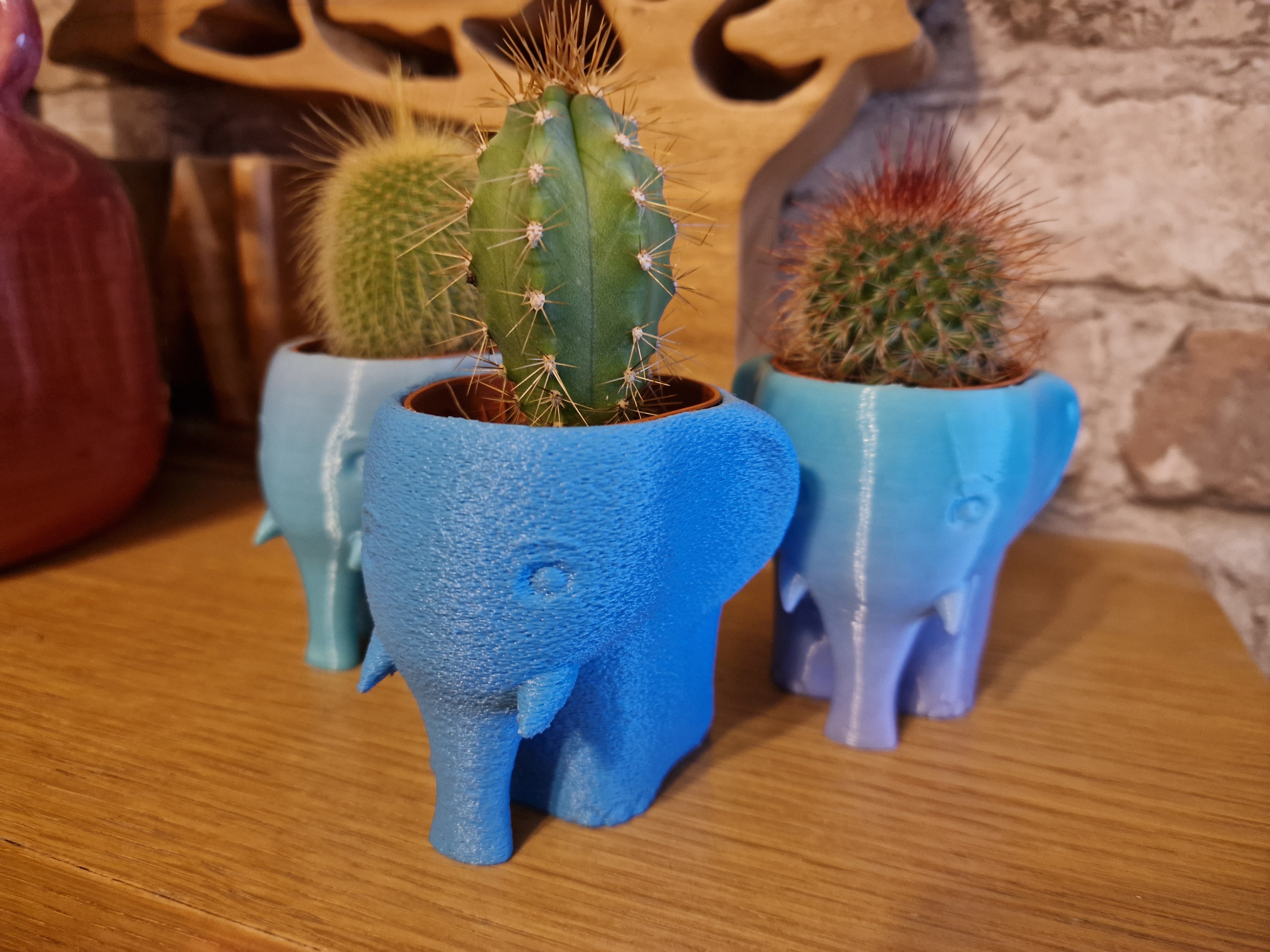 lindo elefante suculento plantador animal India África cactus 3D print model - Mito3D