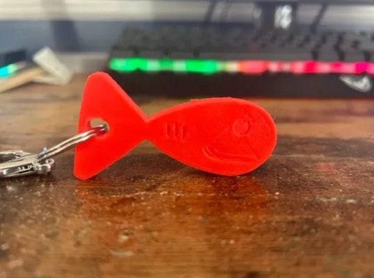 mignonne poisson clé chaîne porte clés cool amusement jouet animal 3d print model - Mito3D