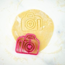 cutter - camera love cookie cutter cutter cookies baking bakery sweet love camera photography 3d print model - Mito3D