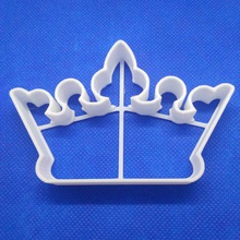 cutter crown tool dining house business plastic cakecutter kitchen ginger gingerbread 3dprint cookie 3d print model - Mito3D