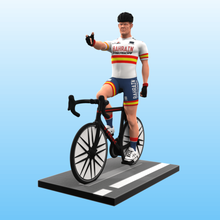 il ciclista art sport bicicletta casco sportivo street 3d print model - Mito3D