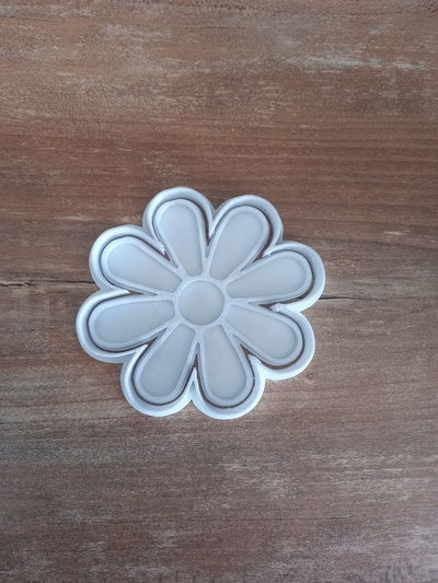 daisy flower 8 petals cutter marker margarita cutting stamp cookie 3d print model - Mito3D