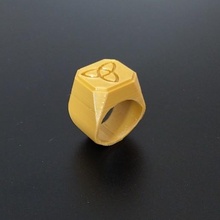 dunkel Triquetra Ring Schmuck Symbol Mystiker keltisch Reise Wissenschaft Fiktion Gold Serie 3d print model - Mito3D