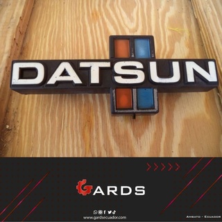 Datsun amblem araba 3d print model - Mito3D