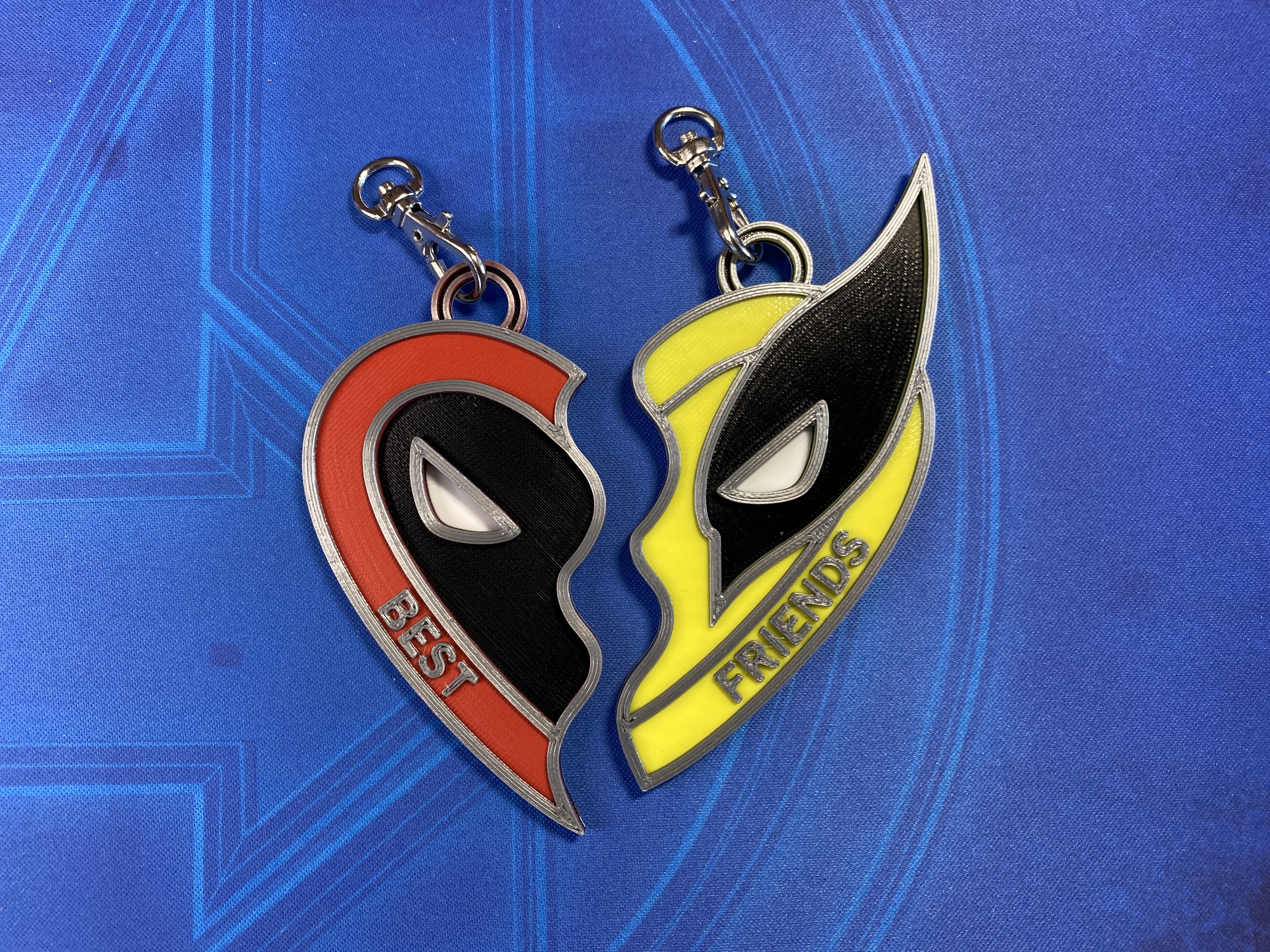 deadpool wolverine broken heart pendant marvel keychain necklace 3D print model - Mito3D