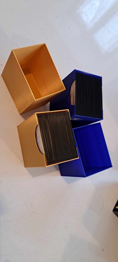 deckbox facile to impression jeu plate forme boîte tcg pokémon magie rassemblement in endroit carte 3d print model - Mito3D