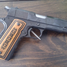 decorative 1911 grip panels - celtic 2-tone tool panel 45 acp pistol gun swirl 3d print model - Mito3D