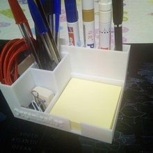 escritorio organizador herramienta material 3d print model - Mito3D