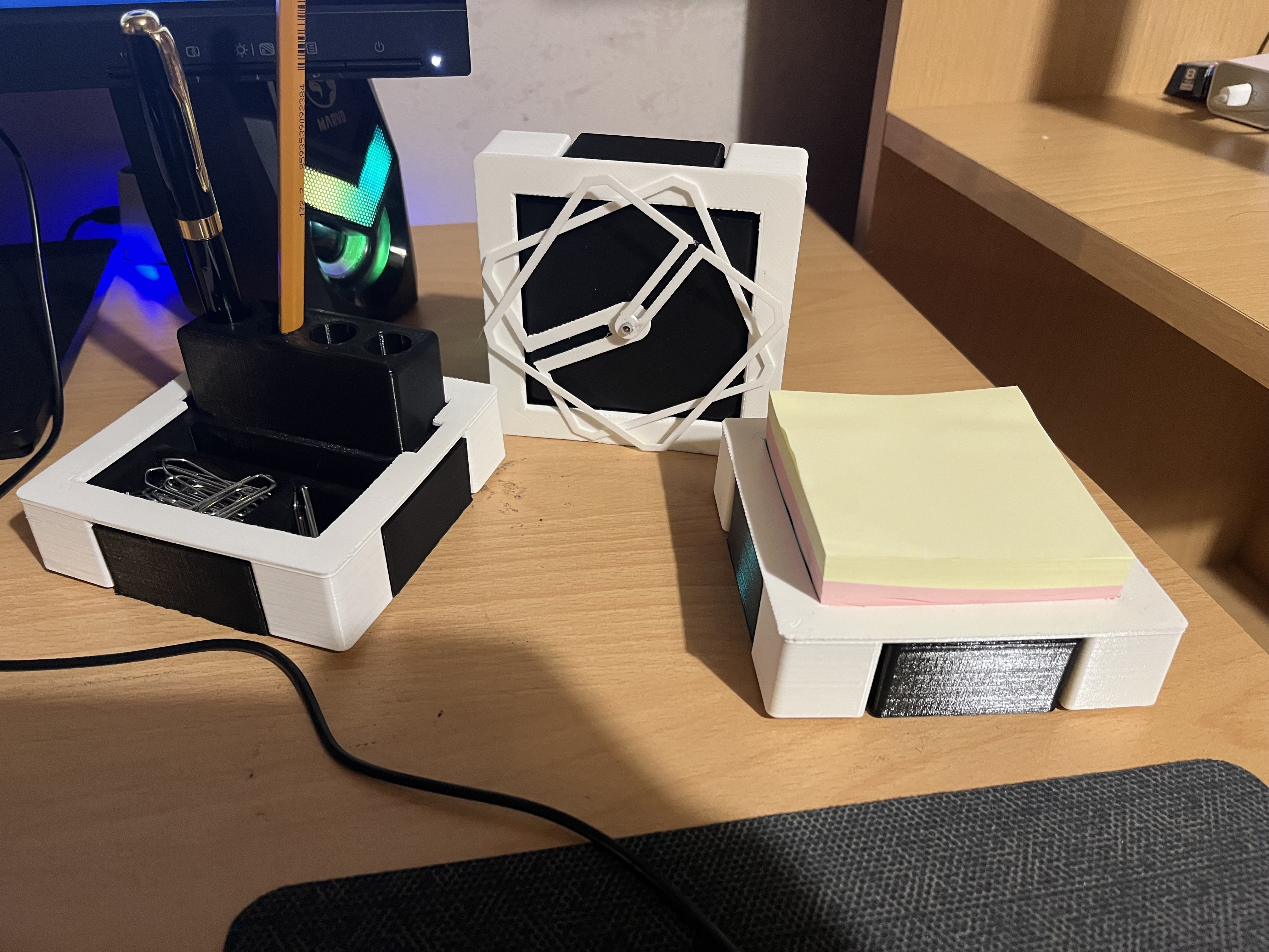 desk organizer modular desktop 3D print model - Mito3D