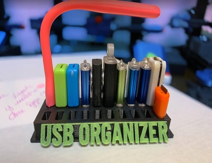 bureau organisateur 10 USB éclat disques éclat disques organisateur USB supporter 3d print model - Mito3D