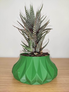 diamond planter plantersxcults container flower pot succulents decor garden 3d print model - Mito3D