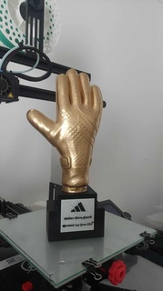 geç Martinez ödül Katar altın eldiven fifa çizim Futbol Fincan yönlü 3d print model - Mito3D