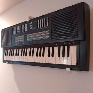 digital piano pared percha música 3d print model - Mito3D