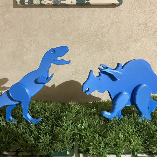 dinozorlar Tyrannosaurus Triceratops oyun oyunlar çocuklar 3D print model - Mito3D