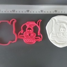 do chancha zenon cookie cutter home farm animals pig lady 3d print model - Mito3D