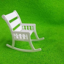oyuncak bebek sandalye Sanat Barbie 3d print model - Mito3D