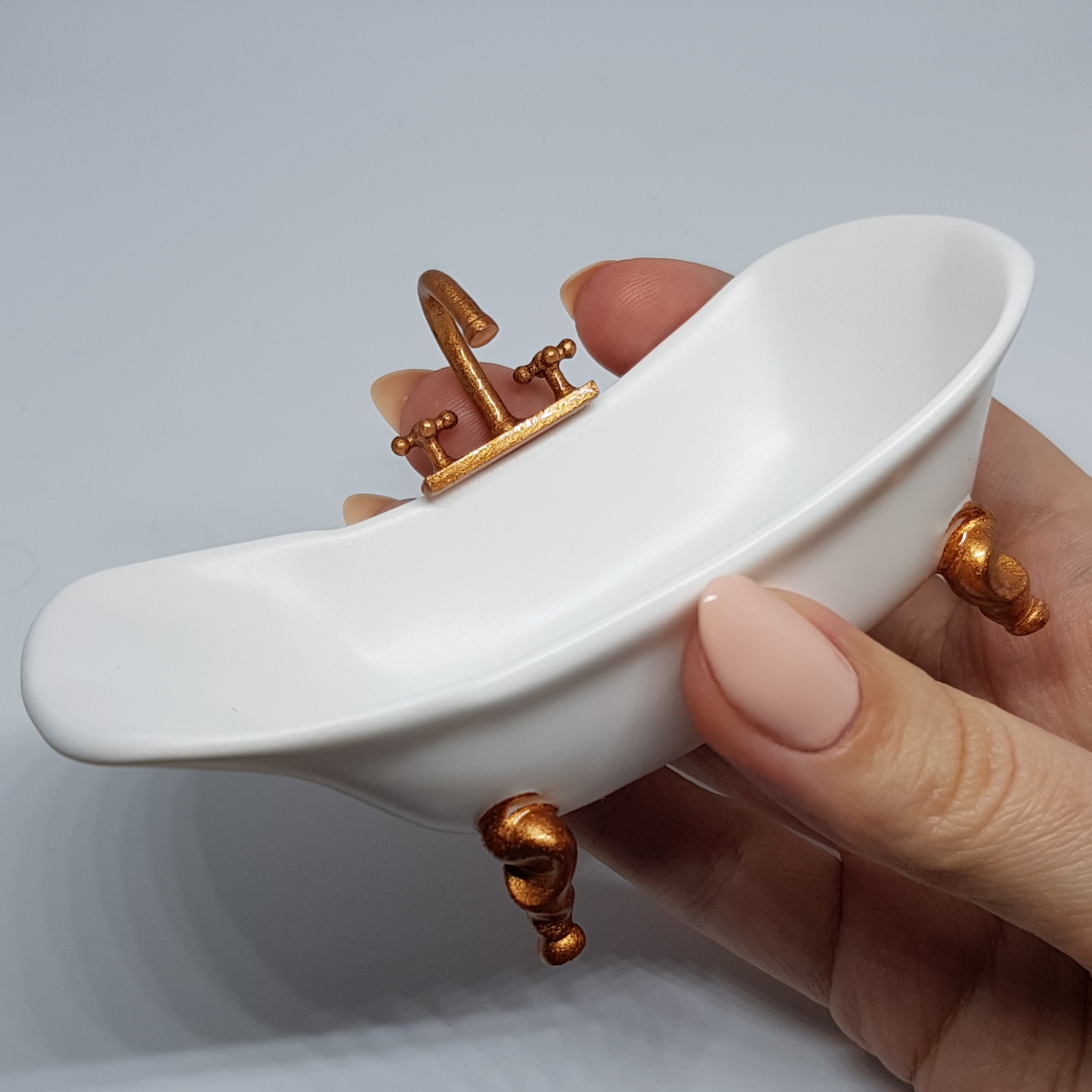 dollhouse bathroom miniature bathtub bath doll items dollhouses miniatures furniture 3D print model - Mito3D