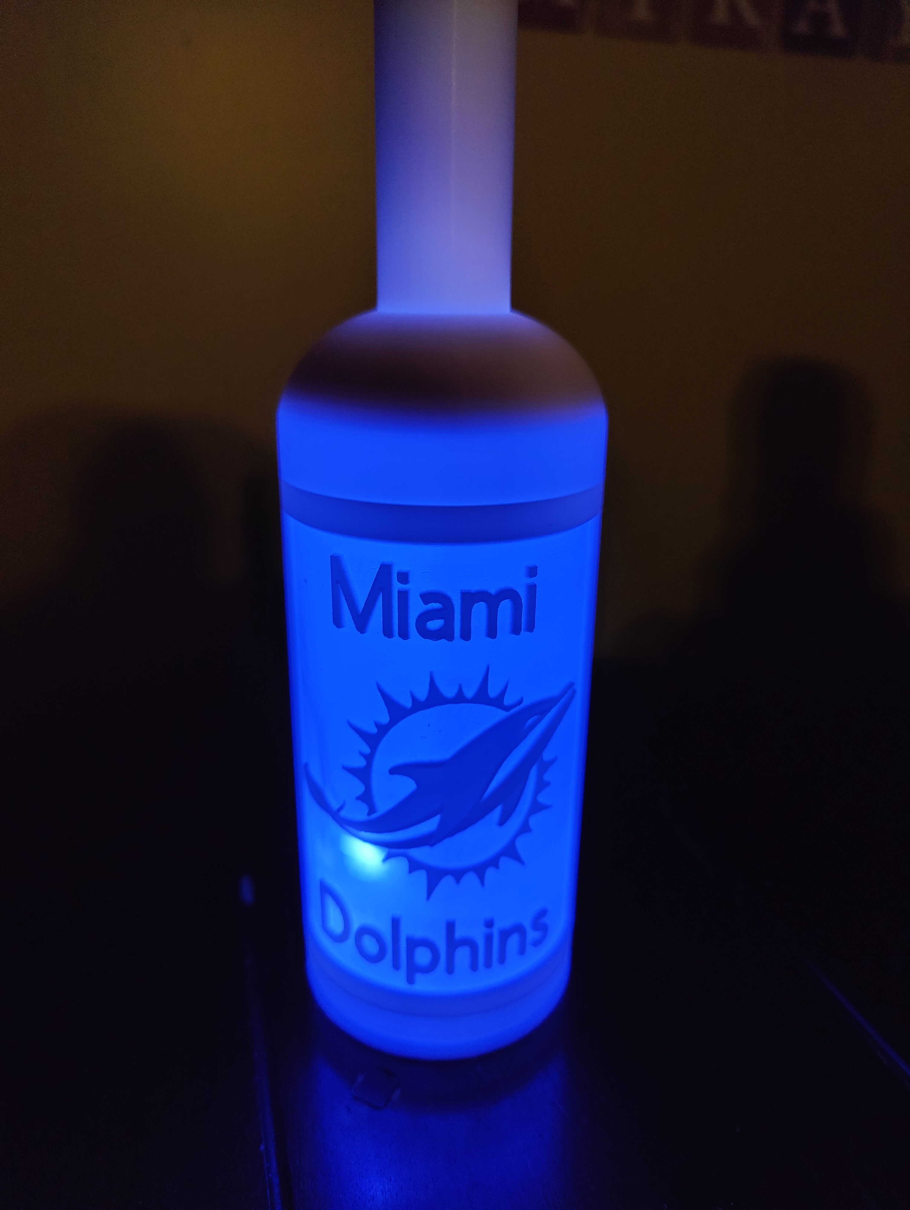 dauphins lithophane vin bouteille Miami 3D print model - Mito3D