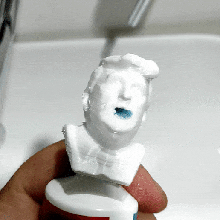 Donald triunfo pasta dental gorra dispensador maga 3d print model - Mito3D