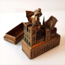 dragon notre dame Kunst stall unsere lady container Lagerung 3d print model - Mito3D