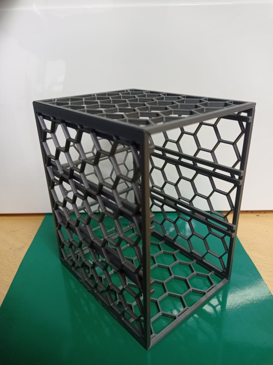 cassetto organizzatore re used vassoi Stampa posto utensili use scrivania 3D print model - Mito3D