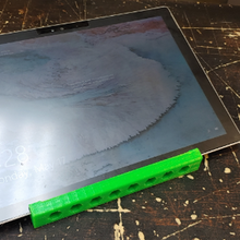 dessin supporter surface pro Microsoft morninglionindustries monter ordinateur 3d print model - Mito3D