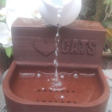potabile Fontana in esecuzione acqua gatti fontane animali domestici fonte 3d print model - Mito3D