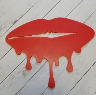 gocciolante labbra parete arte arredamento 2d torta cappello cilindro rendere camera collage dormitorio regalo rosso trucco rossetto donna bacio 3d print model - Mito3D