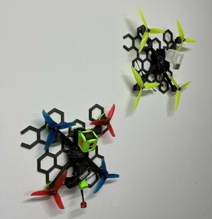 drone wall hanger - honeycomb 3d print model - Mito3D