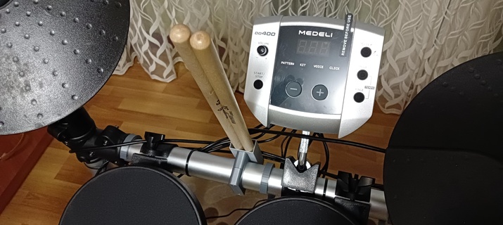 drum stick holder medeli dd400 3d print model - Mito3D