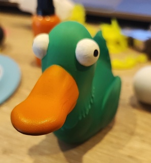 duck cute big eyes 3d print model - Mito3D