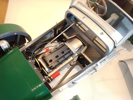 manichino motore caterham rc modello loto 3d print model - Mito3D