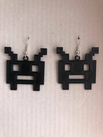 earring alien retro spaceinvader keychain earrings pendant face jewelry 3d print model - Mito3D