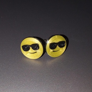 brincos emoji cara óculos sorridente emoticons arte coleção Whatsapp Instagram social redes 2d 3d print model - Mito3D