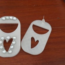 boucles d'oreilles cœur boucle d'oreille 3d print model - Mito3D
