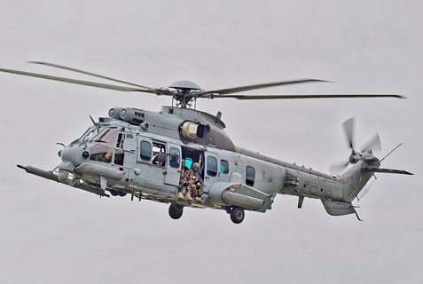 ec225 super Puma helicóptero super Puma helicóptero helicóptero ec225 3d print model - Mito3D