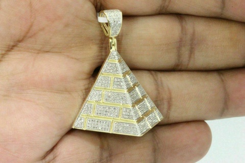 égyptien pyramide diamant pendentif bijoux égyptien pyramide diamant antique luxe rappeur hip bijoux pendentif Collier diamant gemme élégant célébrité style bijoux bling gemme Urbain Triangle pyramide égyptien 3d print model - Mito3D