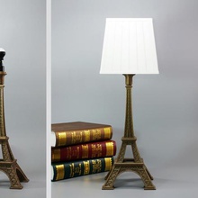Eyfel Kulesi lamba ev hediye ışık tbulb toolmoon 3d print model - Mito3D