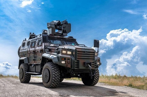 Dragon yalcine acv réservoir combat véhicule guerre ifv militaire taurox 41k dinde Géorgie Roumanie armes feu jeep 4x4 3d print model - Mito3D